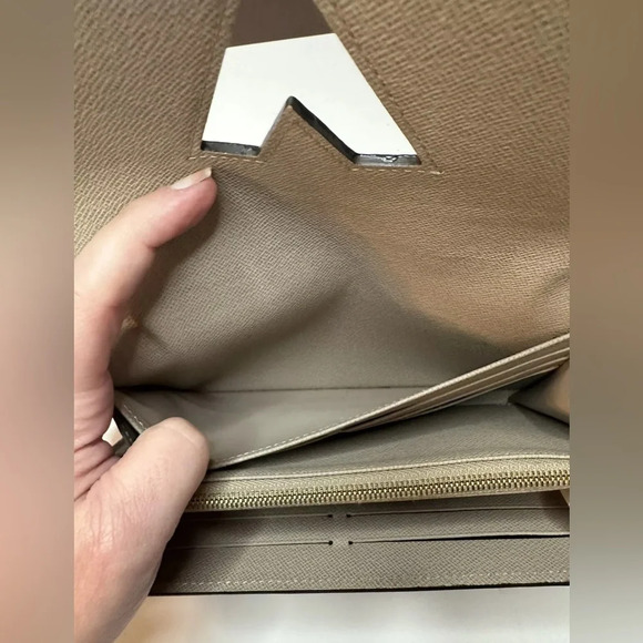 Authentic Louis Vuitton Twist Purse Epi Black Portefeuille Wallet With Box Chain - Picture 13 of 17